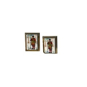 Vintage Gold Tone Painted Enamel English 'Beefeater' Cufflink‎ Set